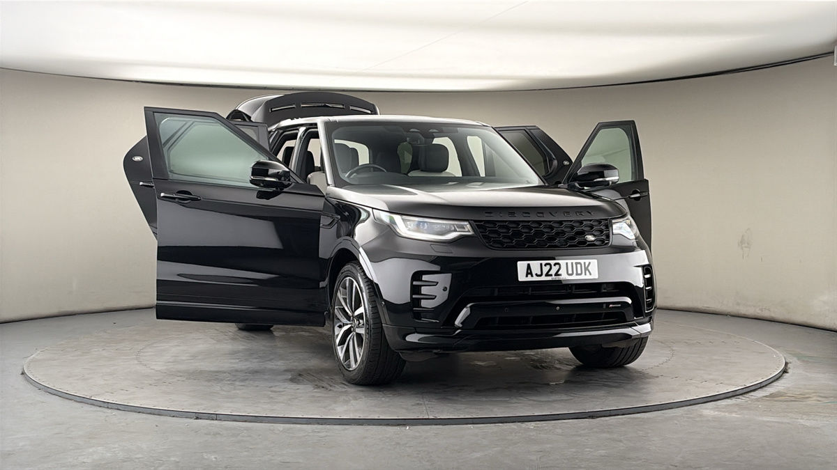 More views of Land Rover Discovery