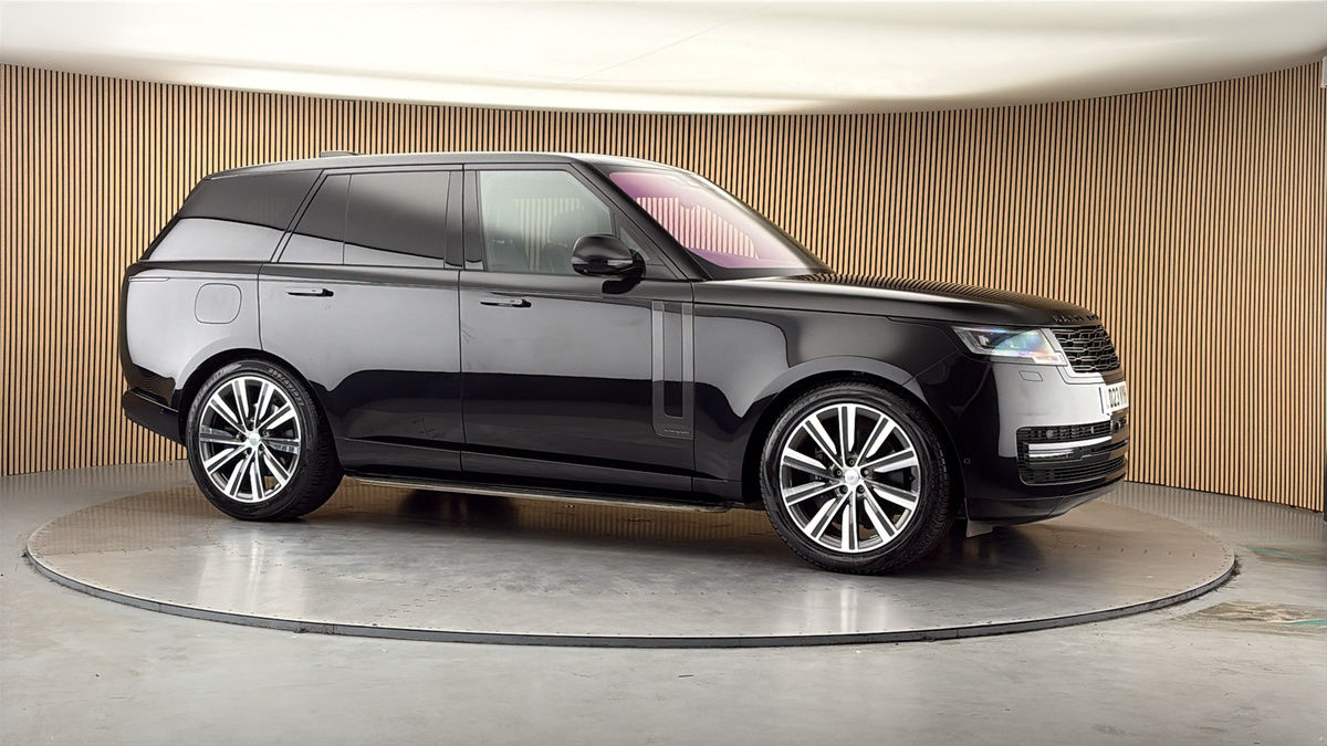 More views of Land Rover Range Rover