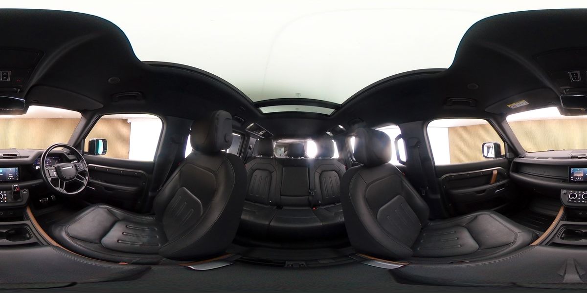 More views of Land Rover Defender 110