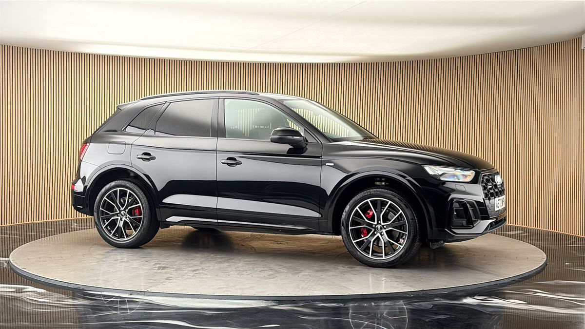 More views of Audi Q5