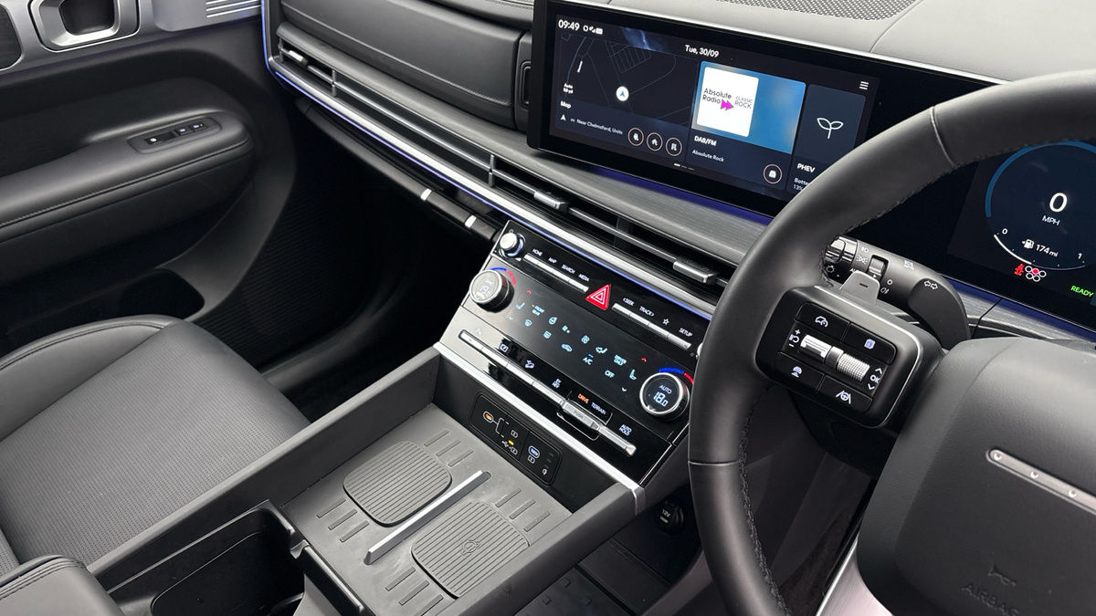 Hyundai Santa Fe Image 18