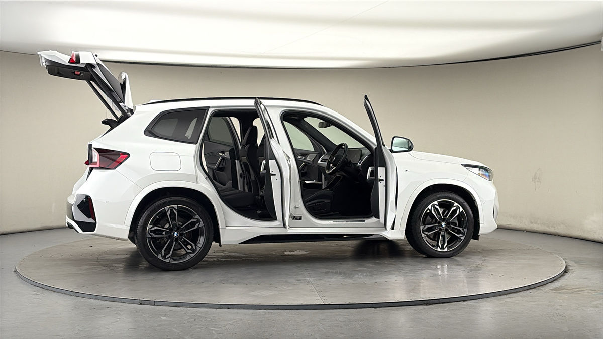 More views of BMW X1