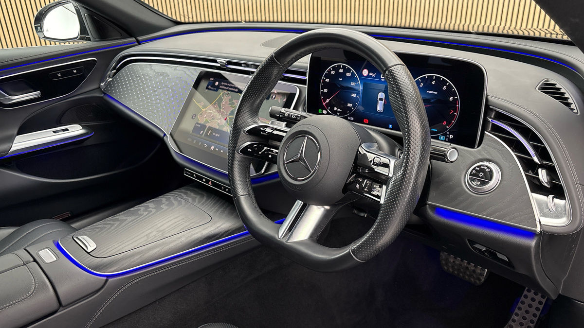 Mercedes-Benz E Class Image 5
