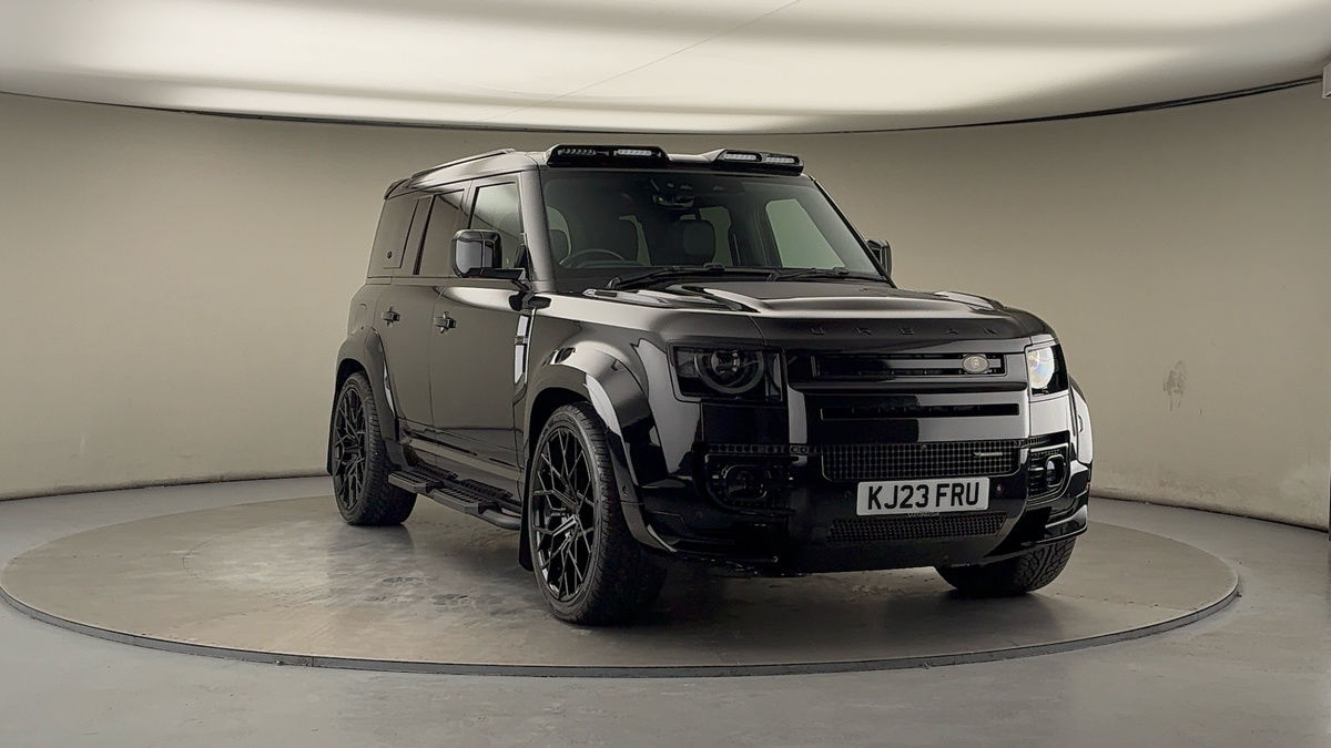 More views of Land Rover Defender 110