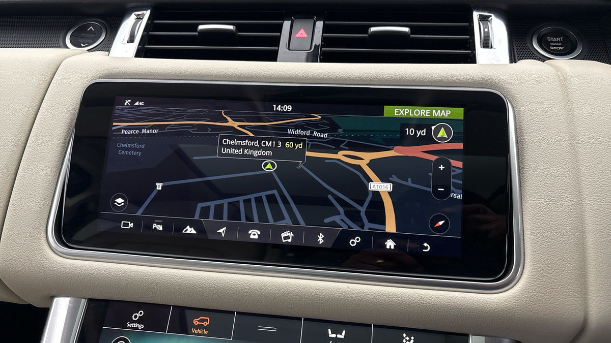 Land Rover Range Rover Sport Image 17