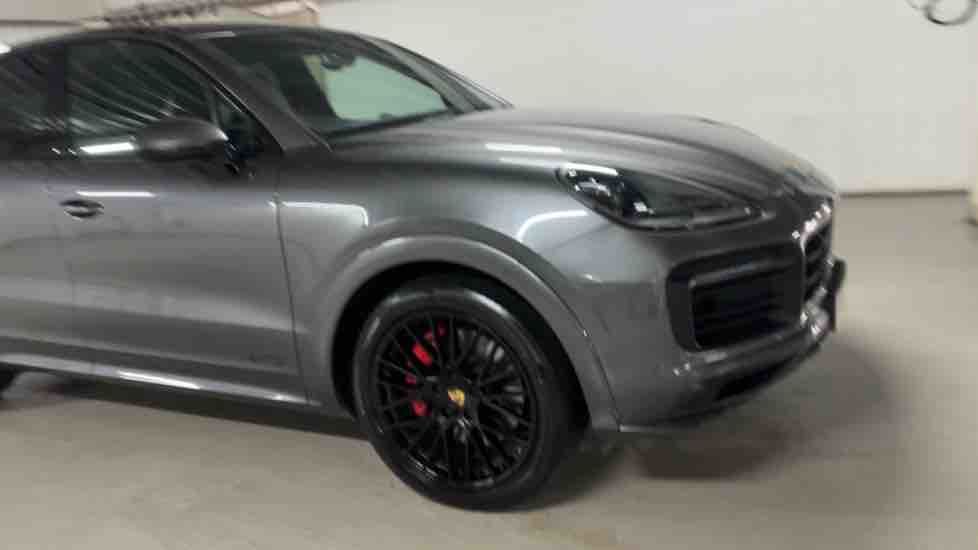 More views of Porsche Cayenne