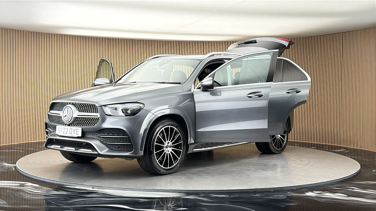 More views of Mercedes-Benz GLE