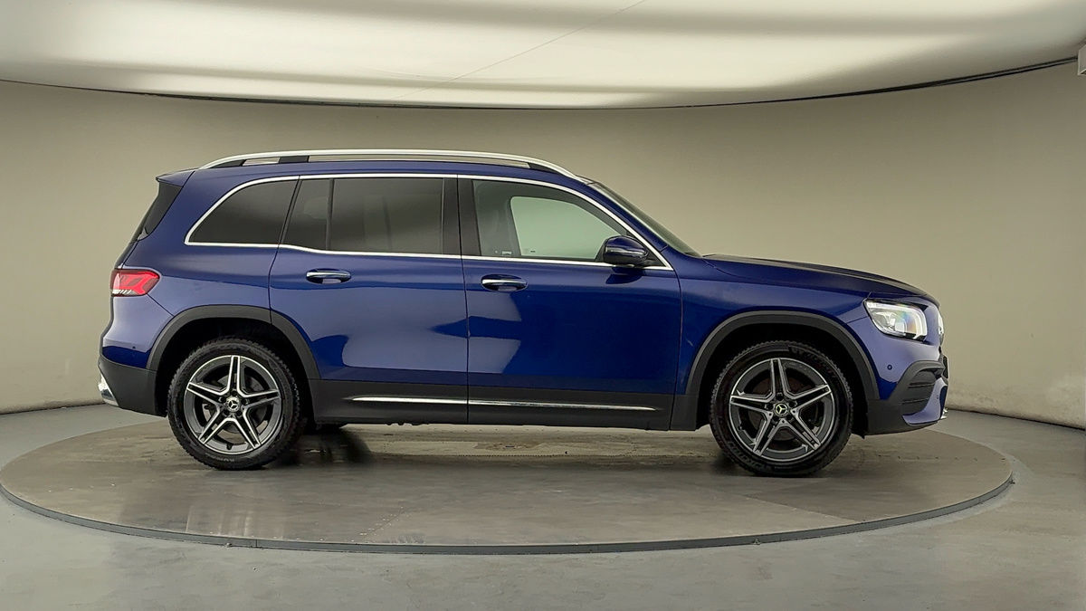 More views of Mercedes-Benz GLB