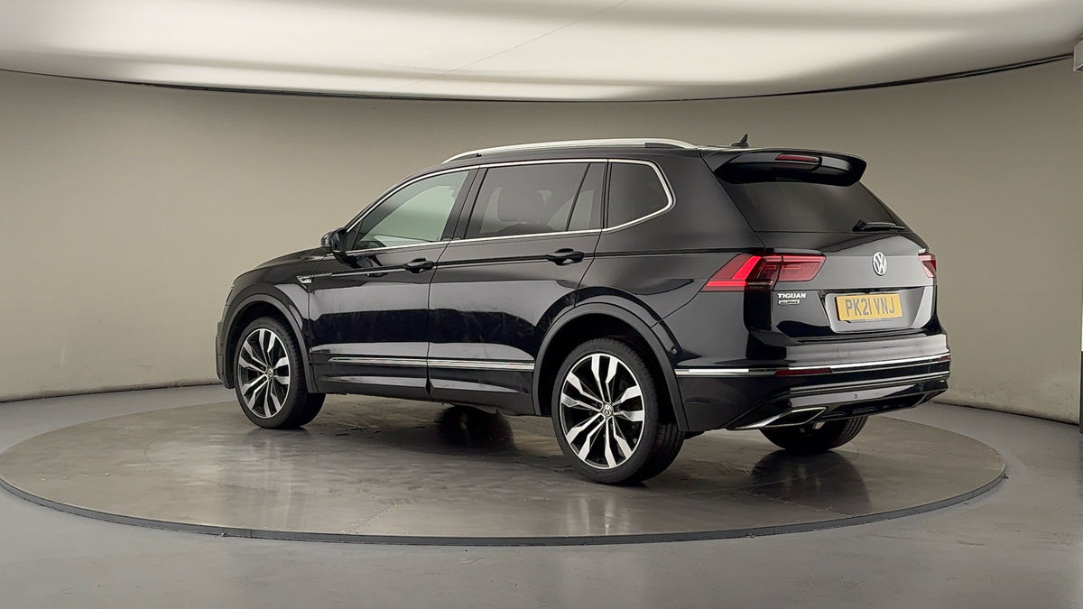 More views of Volkswagen Tiguan Allspace