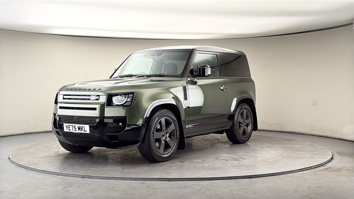 More views of Land Rover Defender 90