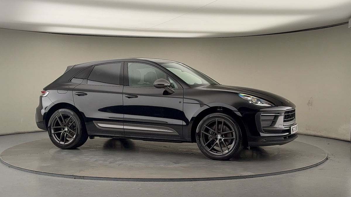 More views of Porsche Macan