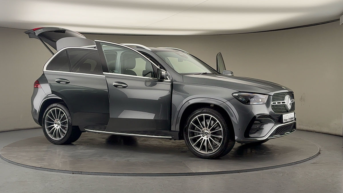 More views of Mercedes-Benz GLE