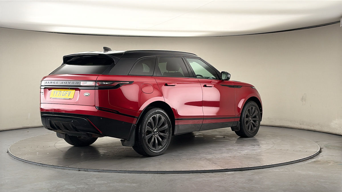 Land Rover Range Rover Velar Image 21