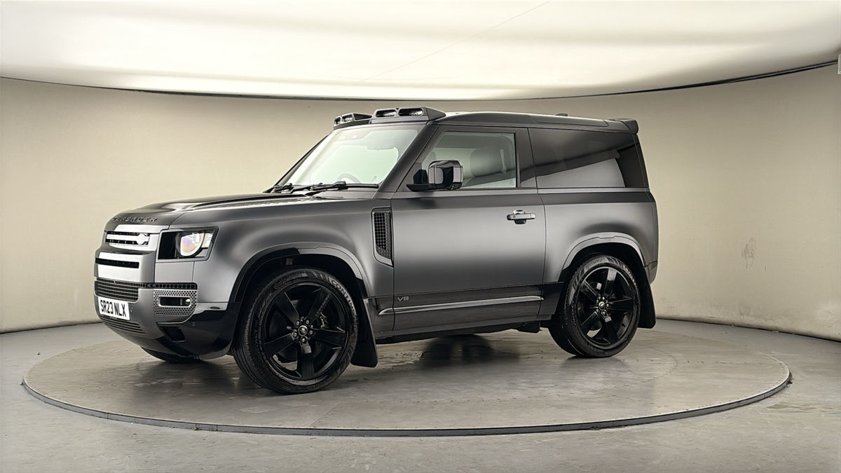 More views of Land Rover Defender 90