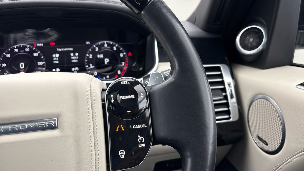 Land Rover Range Rover Image 14