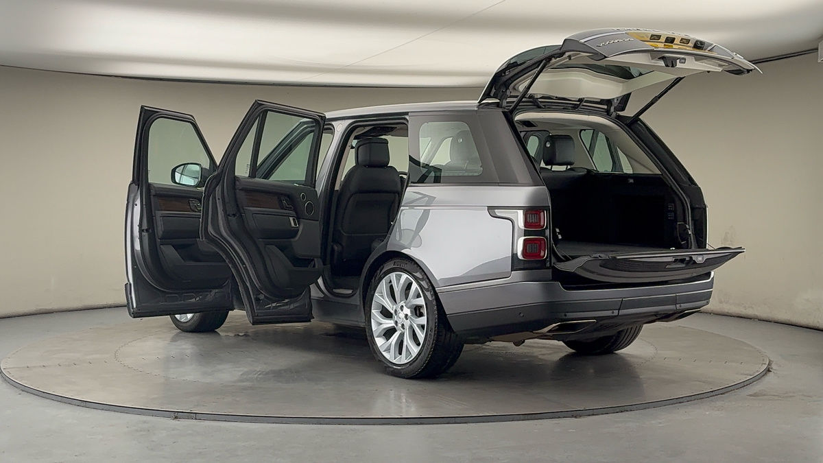 More views of Land Rover Range Rover