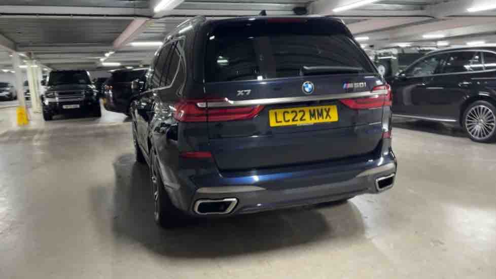 More views of BMW X7