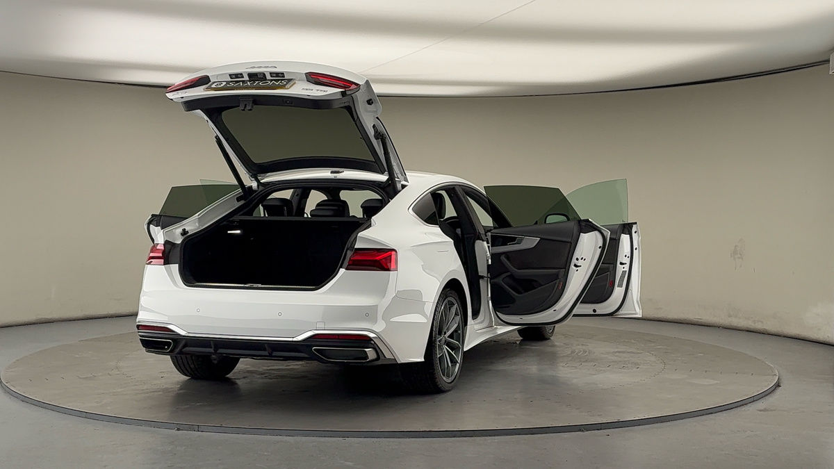 More views of Audi A5