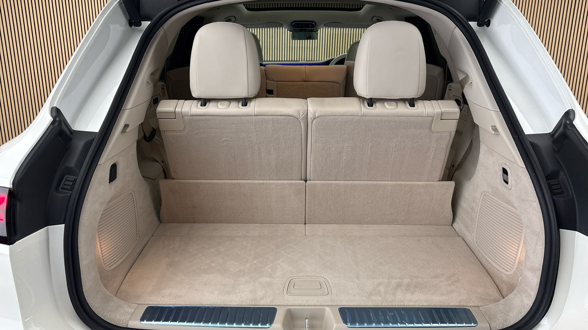 Mercedes-Benz EQS Image 12