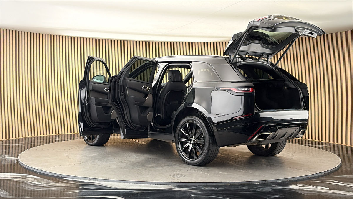 More views of Land Rover Range Rover Velar