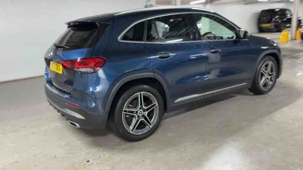 More views of Mercedes-Benz GLA