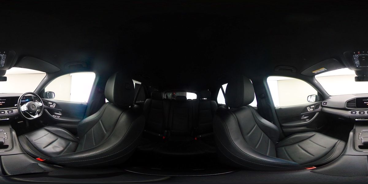 More views of Mercedes-Benz GLE