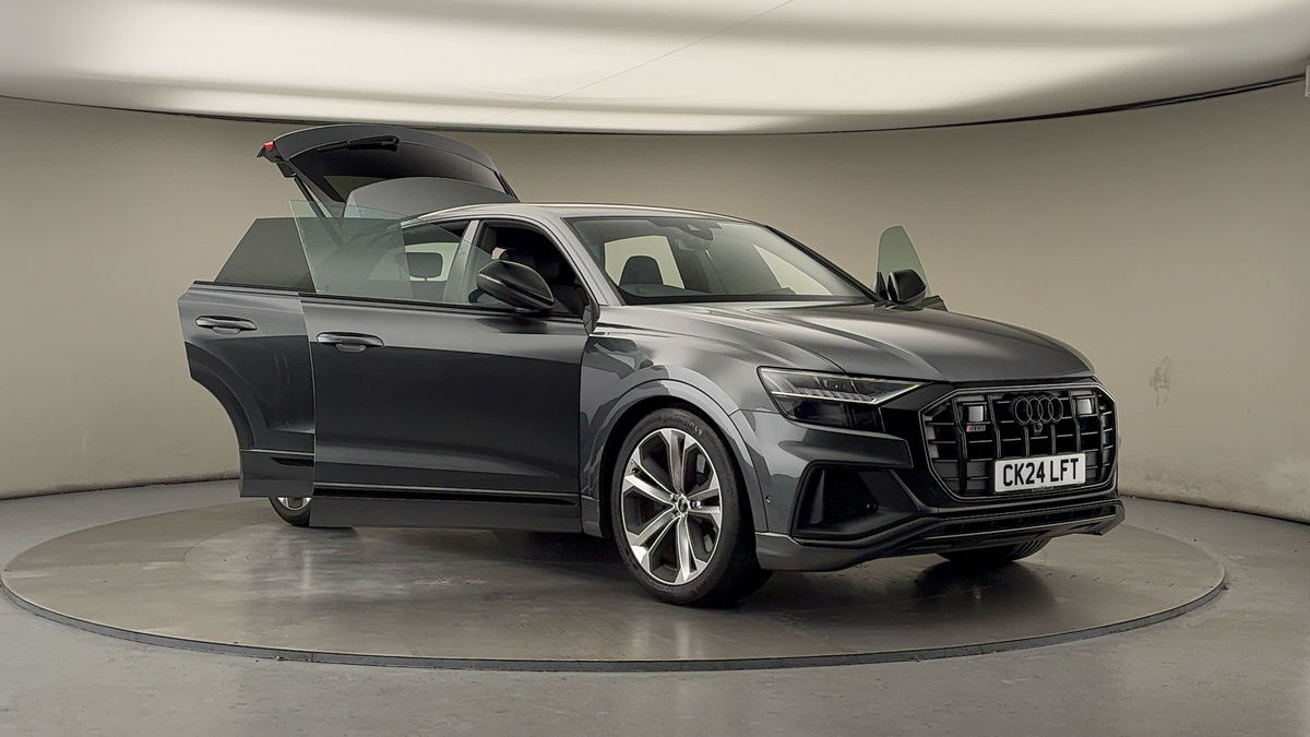 More views of Audi SQ8