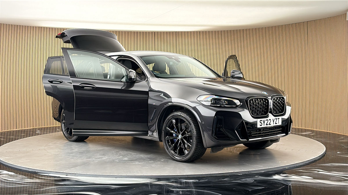 More views of BMW X4