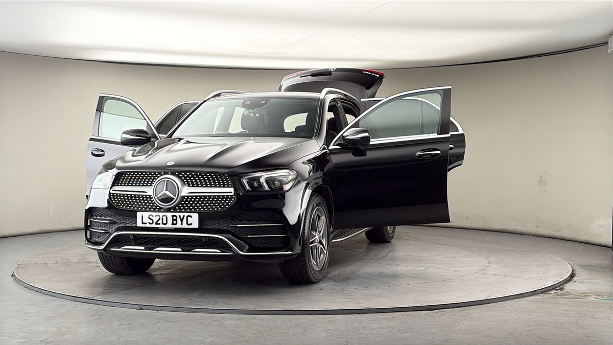 More views of Mercedes-Benz GLE