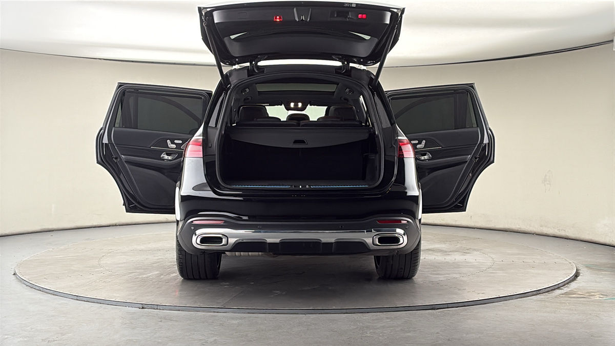 More views of Mercedes-Benz GLS