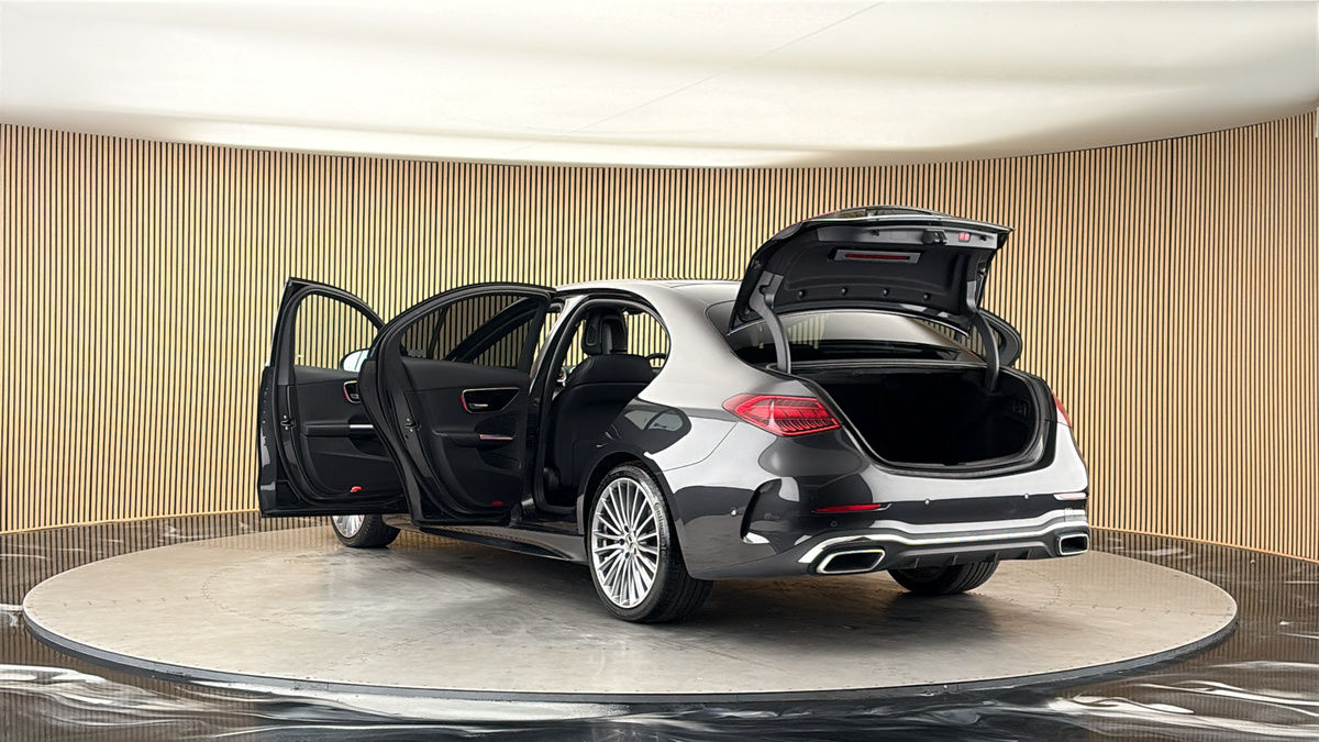 Mercedes-Benz C Class Image 23