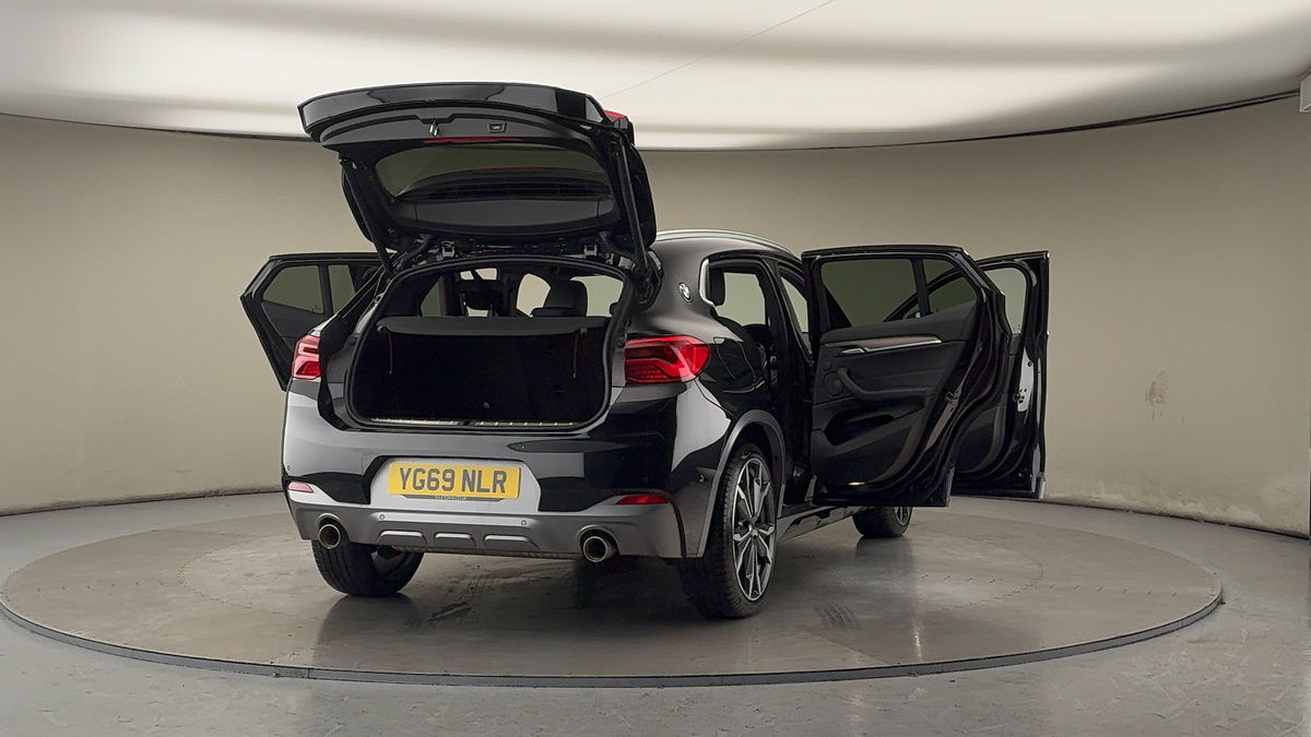 More views of BMW X2