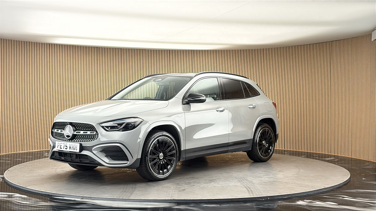 Mercedes-Benz GLA Image 20