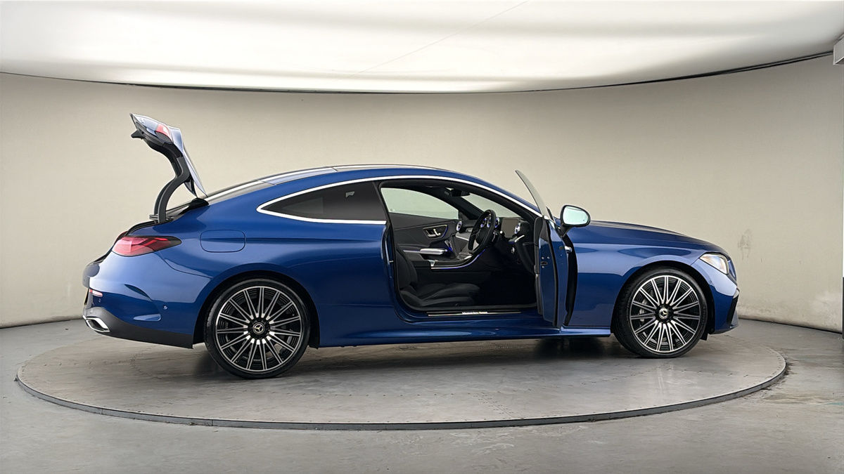 More views of Mercedes-Benz CLE