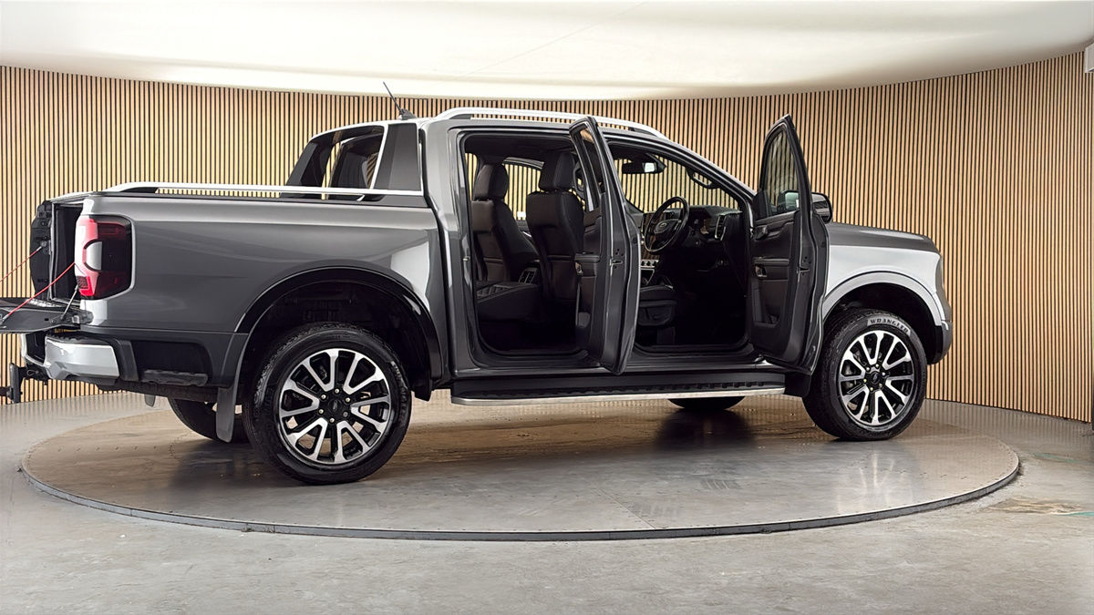 More views of Ford Ranger
