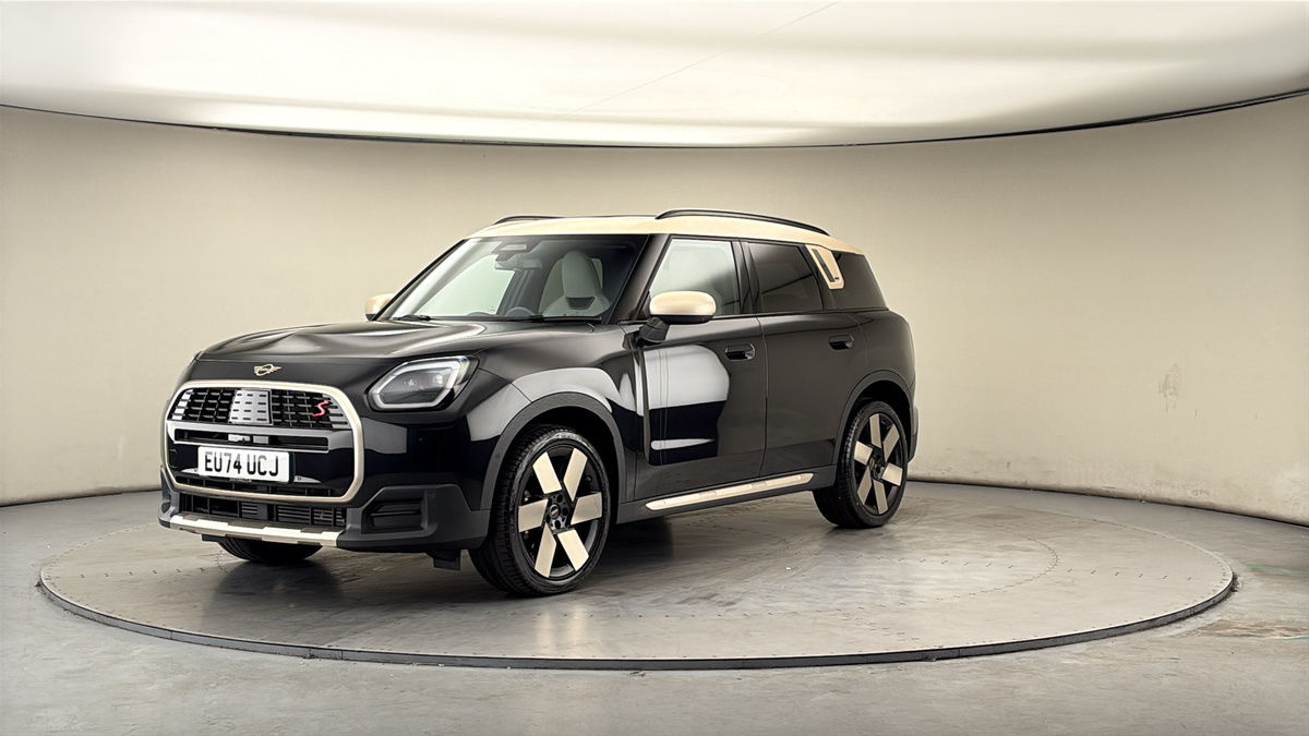 More views of MINI Countryman