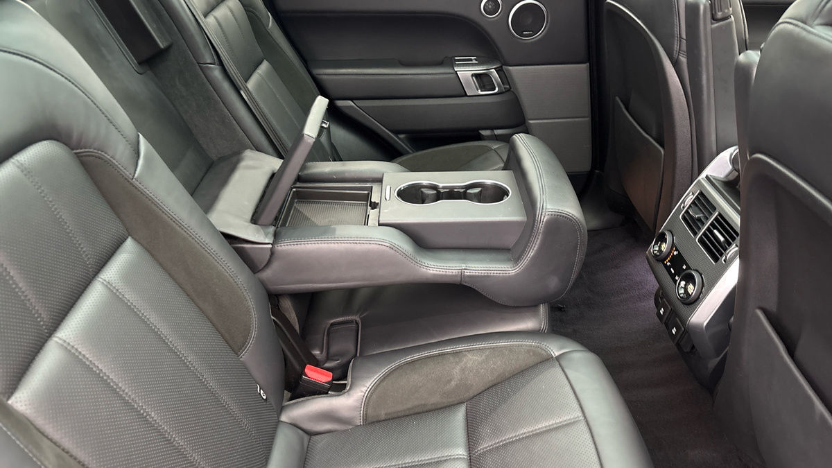 Land Rover Range Rover Sport Image 9