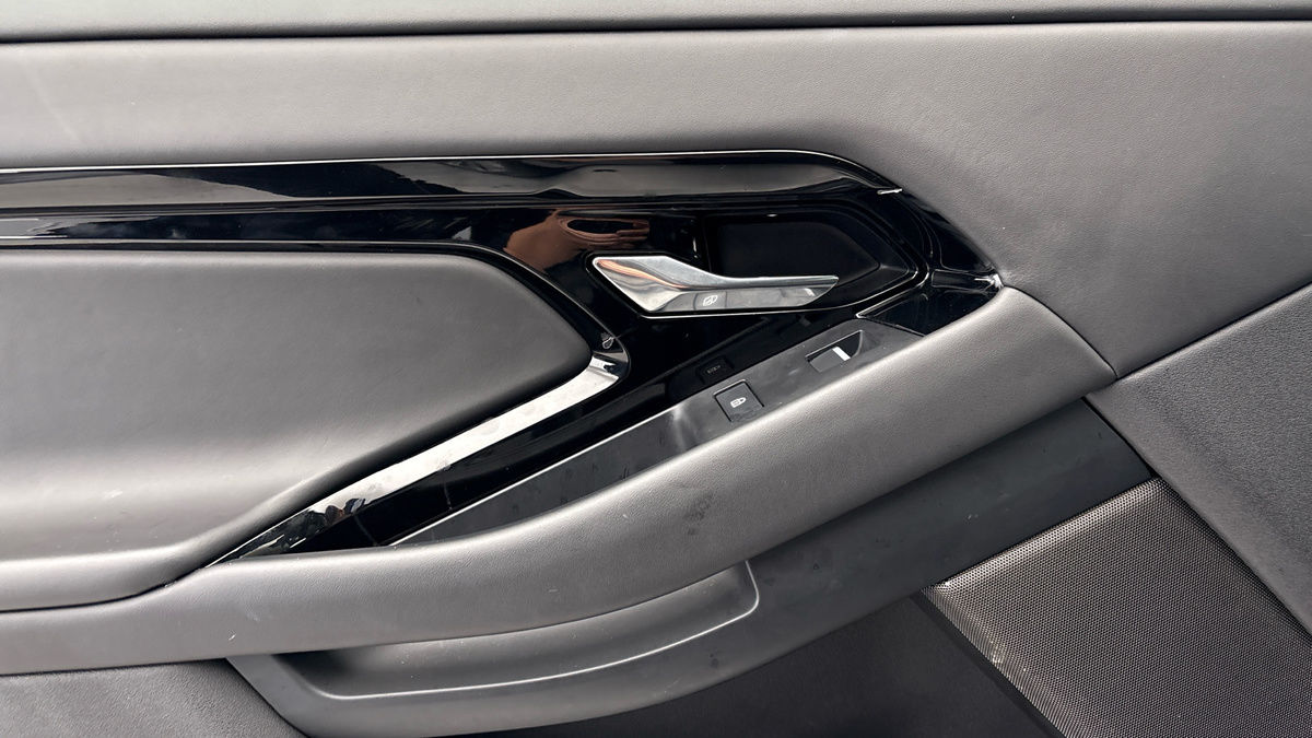 Land Rover Range Rover Evoque Image 19