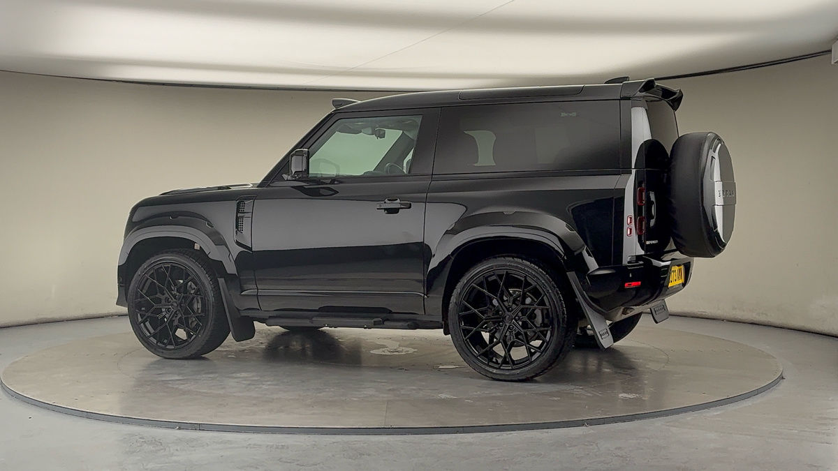 More views of Land Rover Defender 90