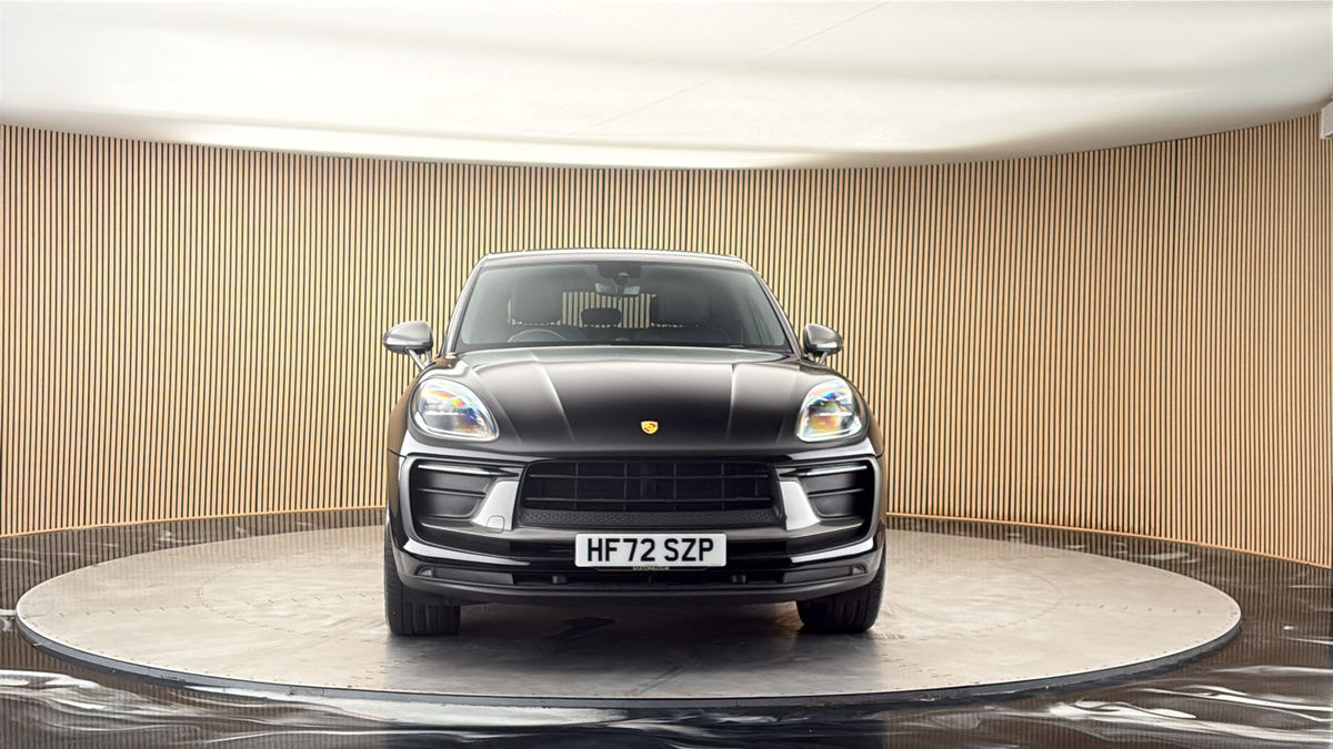 More views of Porsche Macan