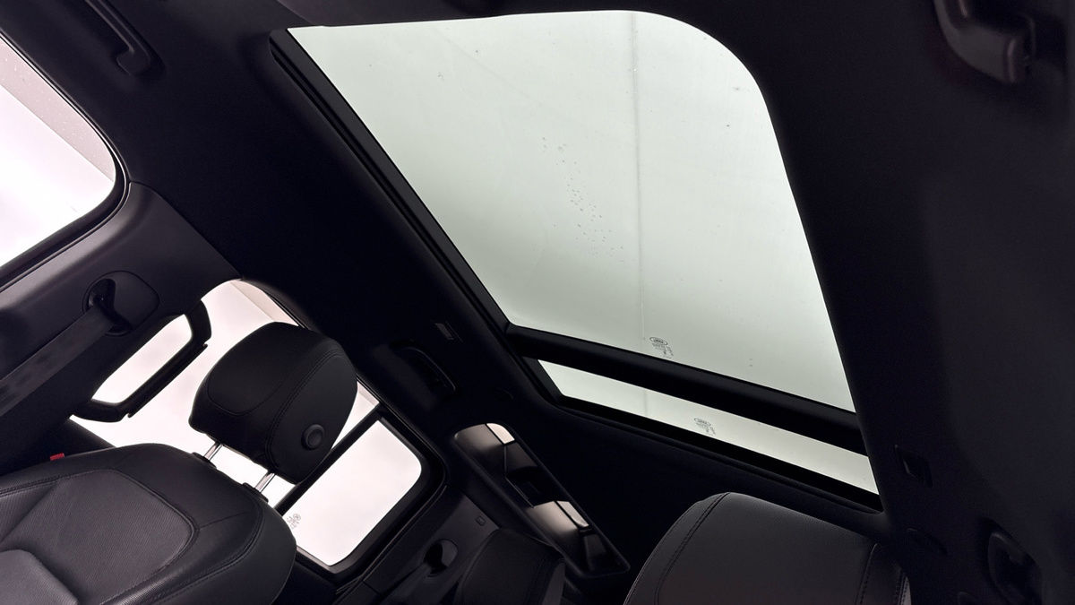 Land Rover Defender 110 Urban Image 6