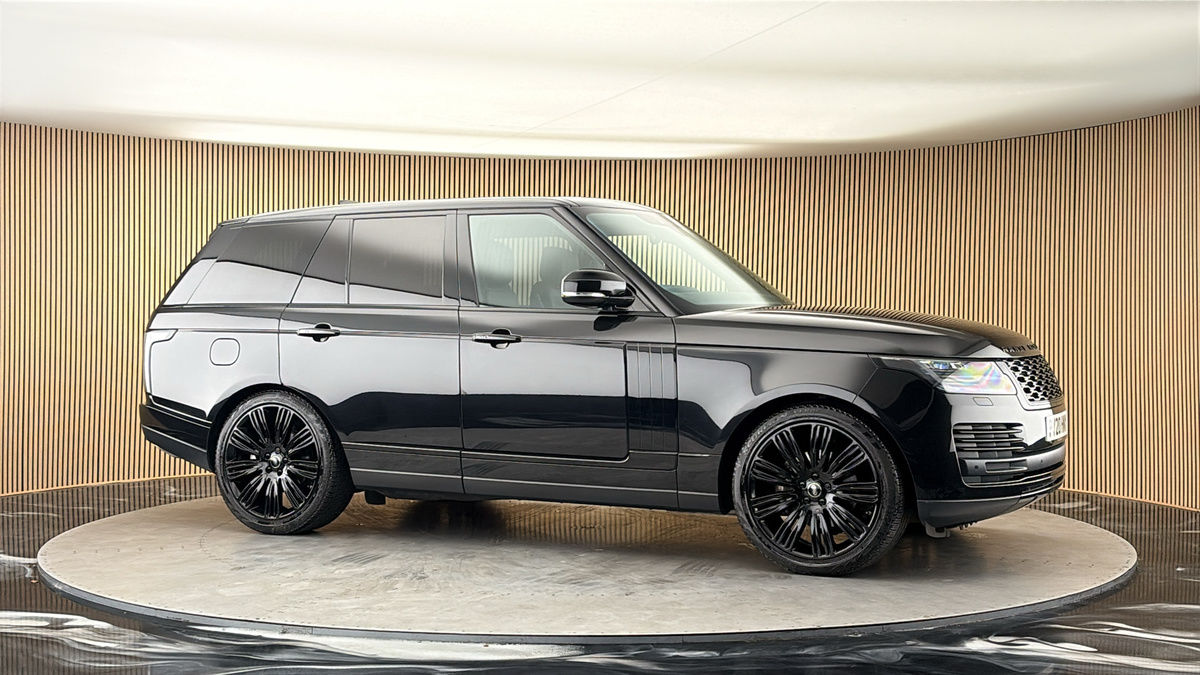 More views of Land Rover Range Rover