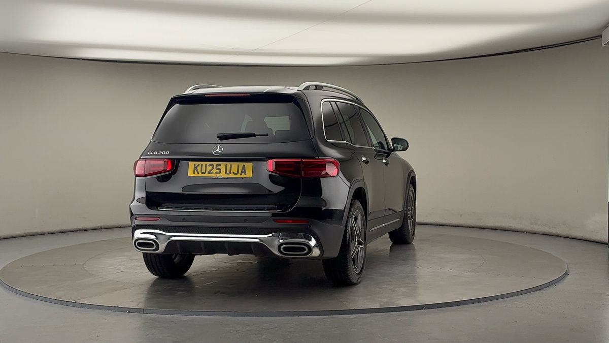 More views of Mercedes-Benz GLB