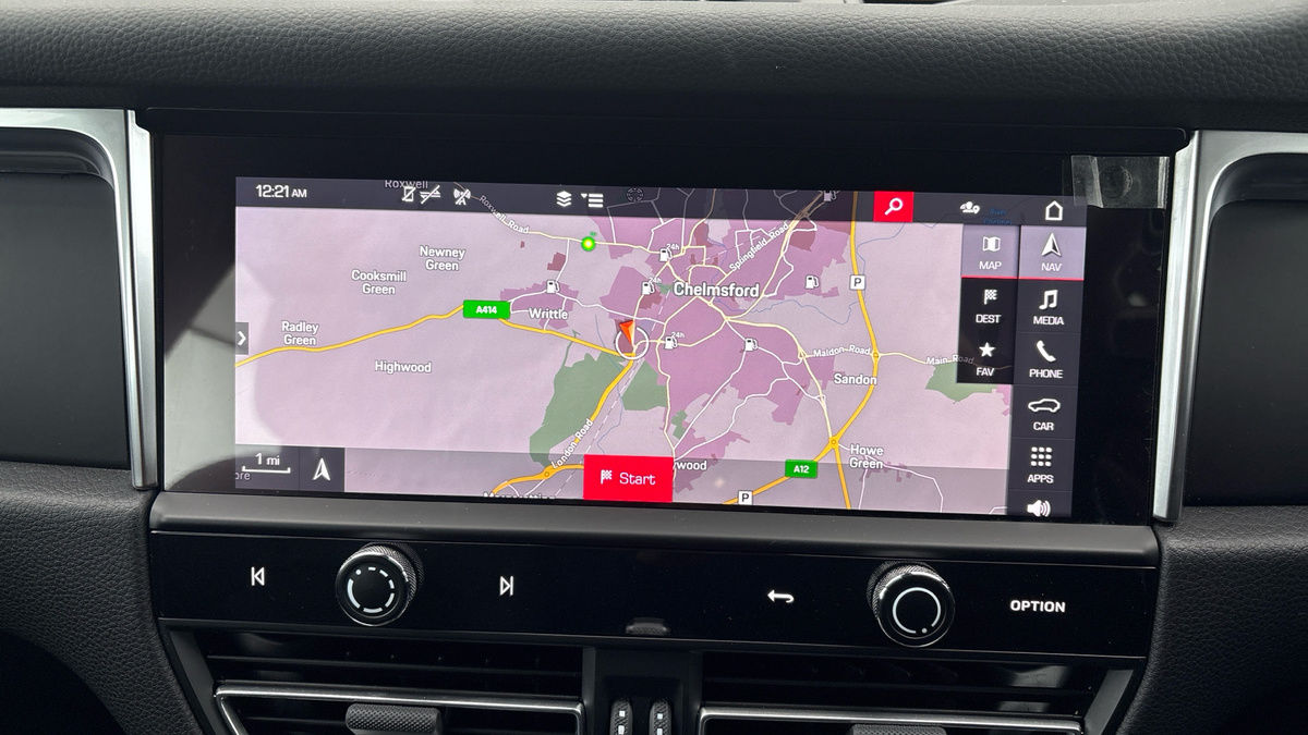 Porsche Macan Image 17