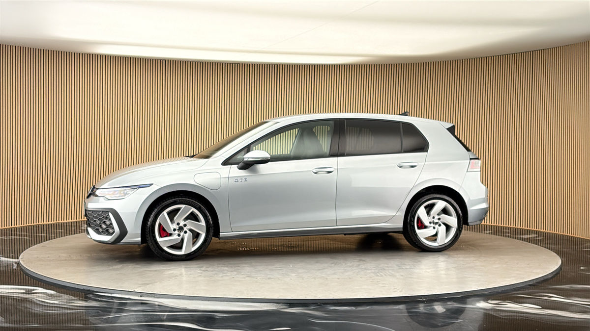 More views of Volkswagen Golf