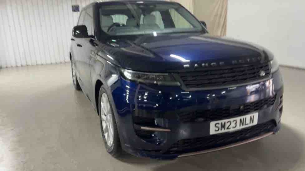 More views of Land Rover Range Rover Sport