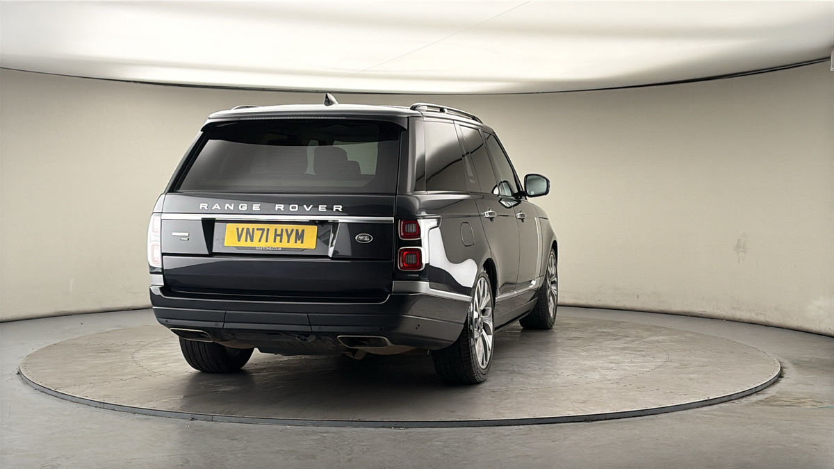 More views of Land Rover Range Rover