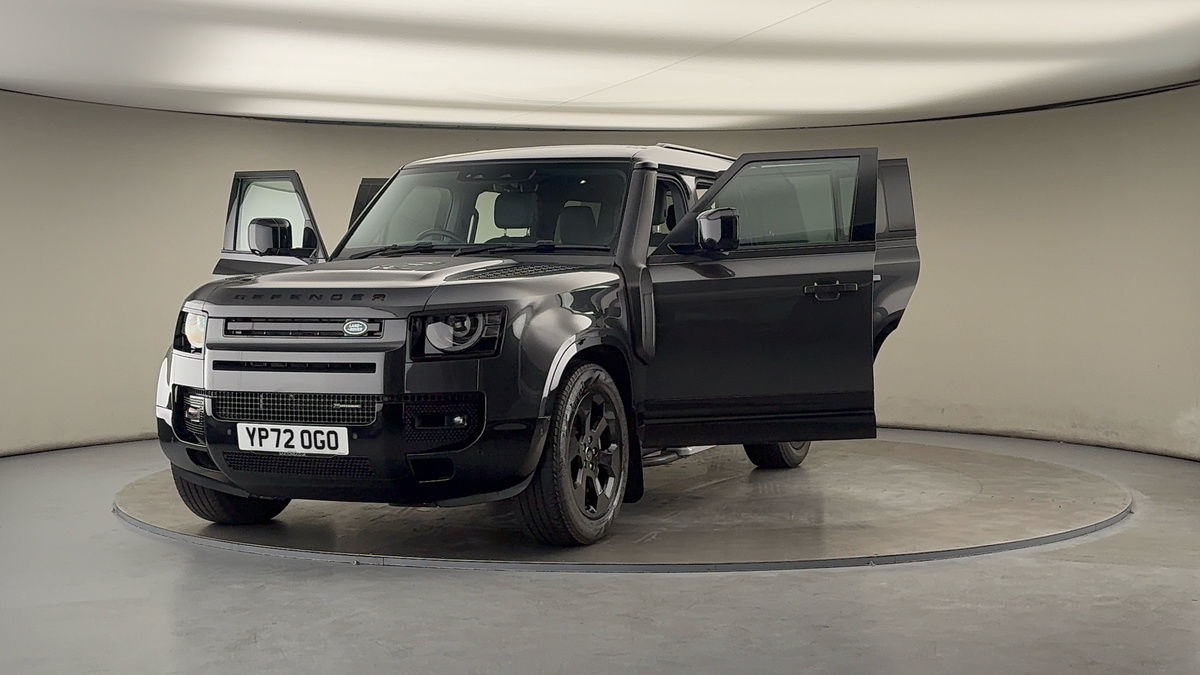More views of Land Rover Defender 130