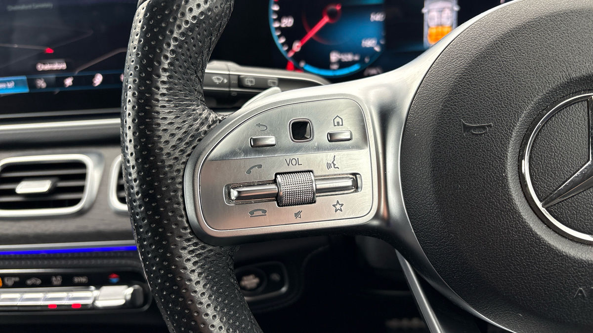 Mercedes-Benz GLE Image 13