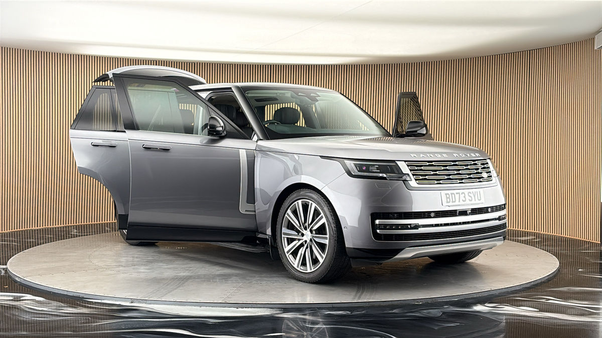 More views of Land Rover Range Rover